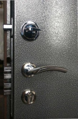 Дверь металлическая утепленная ДМ-01 2100х1000