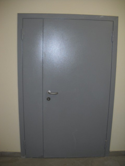 Дверь металлическая утепленная ДМ-02 2150х1300